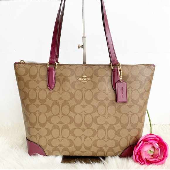 Coach Handbags - 💲PRICE FIRM💲NWT Coach Signature Zip Top Tote